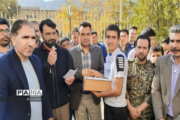 برگزاری مسابقات دو و میدانی ویژه دانش‌آموزان پسر مقطع متوسطه اول شهرستان کلات