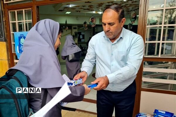 اختتامیه جشنواره بهداشت روان دبیرستان تیمسار فلاحی  ناحیه یک کرج