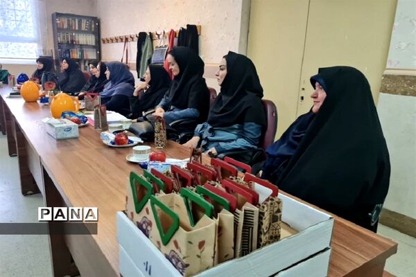 اختتامیه جشنواره بهداشت روان دبیرستان تیمسار فلاحی  ناحیه یک کرج
