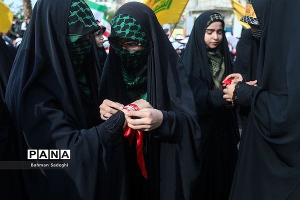 اجتماع دانش‌آموزان درحمایت از کودکان غزه