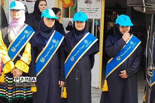 برگزاری انتخابات «شهردار مدرسه» در دبیرستان خبره‌فرشچی ناحیه‌یک شهرری