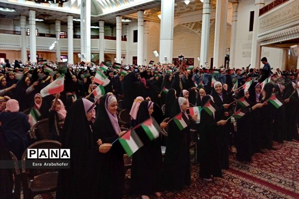 اولین سالگرد شهدای دانش‌آموز حادثه تروریستی حرم مطهر شاهچراغ(ع)