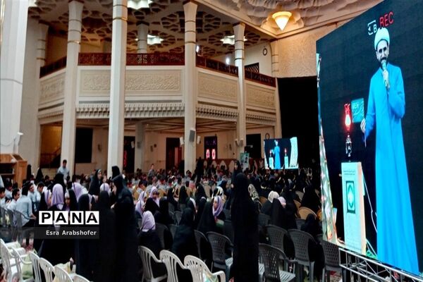 اولین سالگرد شهدای دانش‌آموز حادثه تروریستی حرم مطهر شاهچراغ(ع)