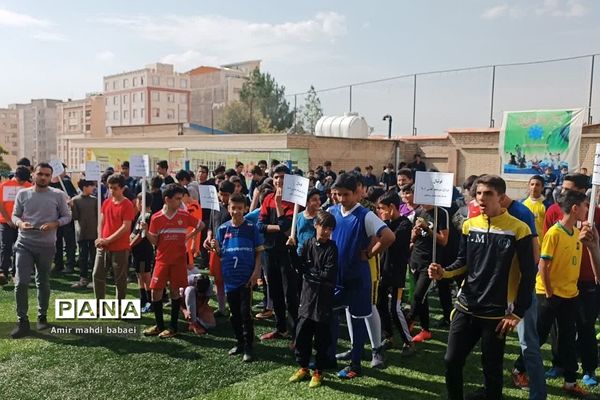 افتتاحیه المپیاد ورزشی در دبیرستان استعدادهای درخشان شهید بهشتی