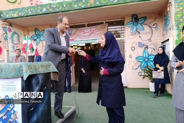 گرامیداشت هفته پدافندغیر عامل در دبیرستان حاج علی اکبر گراشی ناحیه 3