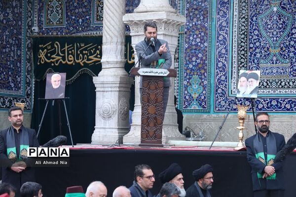 آیین نصب پرچم سیاه بر گنبد حرم حضرت معصومه(س)