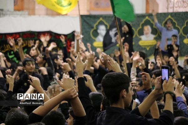 اجتماع نوجوانان فاطمی «از قم تا قدس» در حرم حضرت معصومه(س)