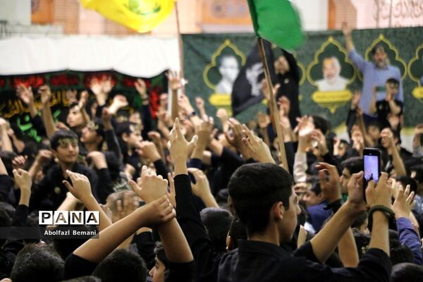 اجتماع نوجوانان فاطمی «از قم تا قدس» در حرم حضرت معصومه(س)