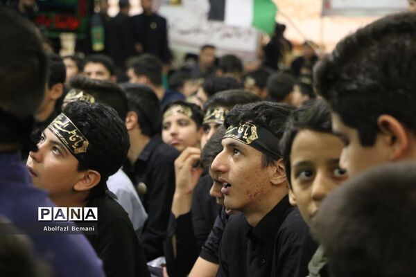 اجتماع نوجوانان فاطمی «از قم تا قدس» در حرم حضرت معصومه(س)