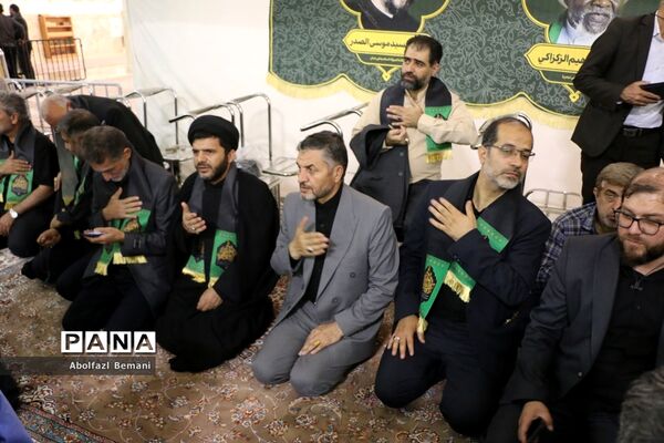 اجتماع نوجوانان فاطمی «از قم تا قدس» در حرم حضرت معصومه(س)