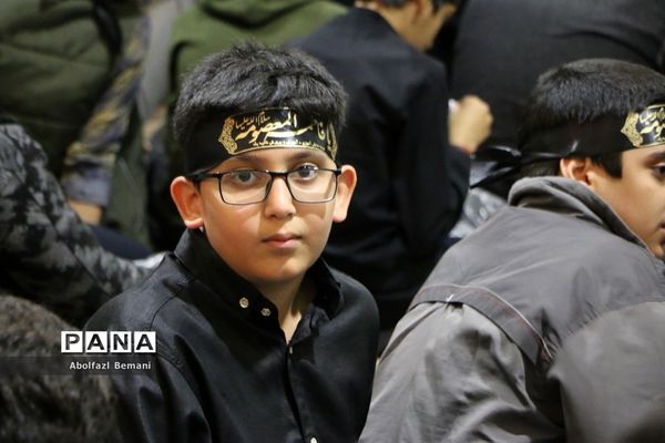 اجتماع نوجوانان فاطمی «از قم تا قدس» در حرم حضرت معصومه(س)