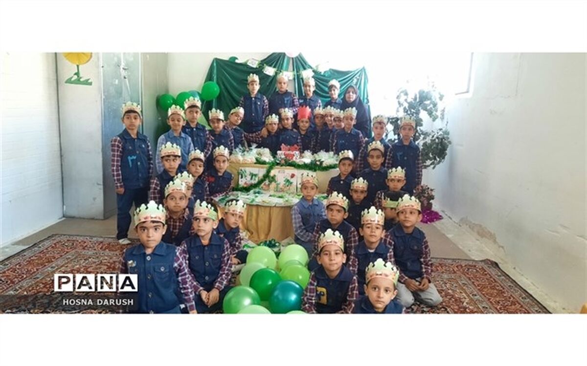 برگزاری مراسم جشن قرآن در دبستان سرافزار مشهد/فیلم