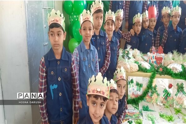 جشن قرآن  دانش‌آموزان  کلاس اولی دبستان سرافراز ناحیه ۷ در مشهد