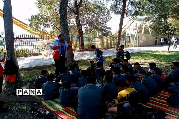 برگزاری دهمین اردوی یک‌روزه دهه هشتادی‌ها در بوستان ۱۵ خرداد شهرستان‌ورامین