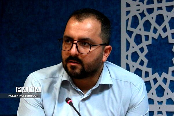 آیین تجلیل از رتبه‌های دوم و سوم استانی مسابقات قرآنی و فرهنگی-هنری بهارستان‌2