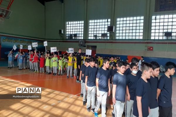 افتتاحیه المپیادورزشی درون مدرسه‌ای دبستان پسرانه علوی منطقه ۱۳
