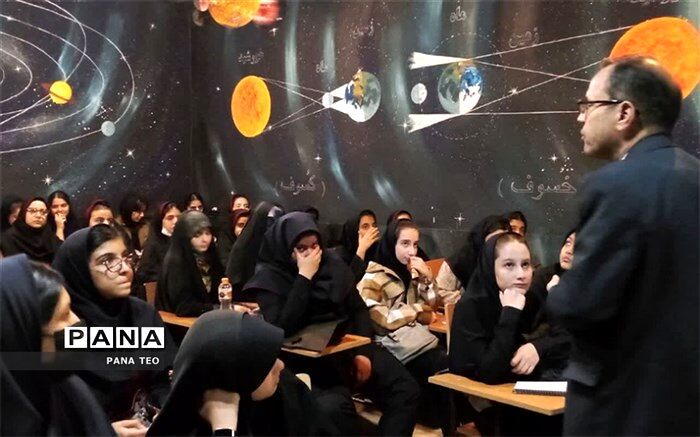 برگزاری کارگاه آموزش نجوم و رصد ماه در پژوهش‌سرای دانش‌آموزی کاوش کهریزک/فیلم