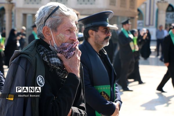 دسته عزاداری خادمان آستان مقدس حضرت معصومه(س)