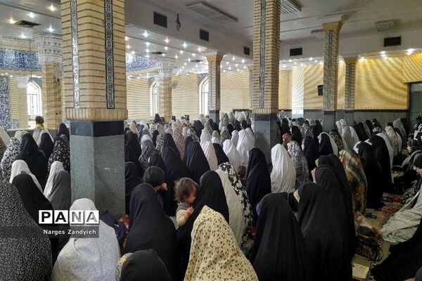 اقامه نماز عبادی سیاسی جمعه در شهرستان ملارد