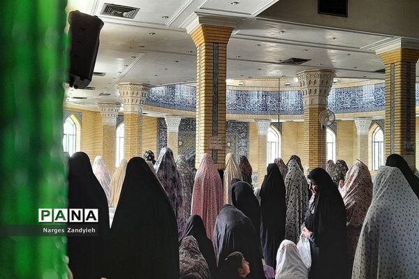 اقامه نماز عبادی سیاسی جمعه در شهرستان ملارد