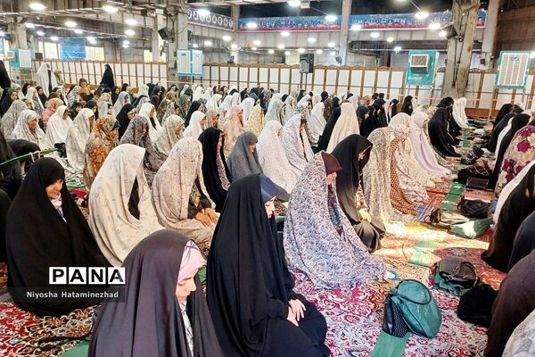 برگزاری نماز جمعه در مصلی امام خمینی(ره) نسیم شهر