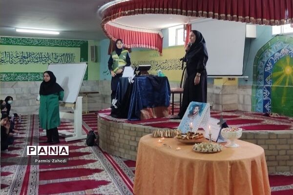 جلسه پاسخگویی به شبهات دینی دانش‌آموزان در مدرسه مهدیه شهریار