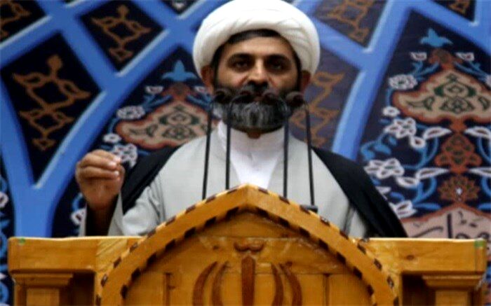 آشنایی دانش‌آموزان با قرآن ، اسلام و انقلاب وظیفه مسئولان فرهنگی است