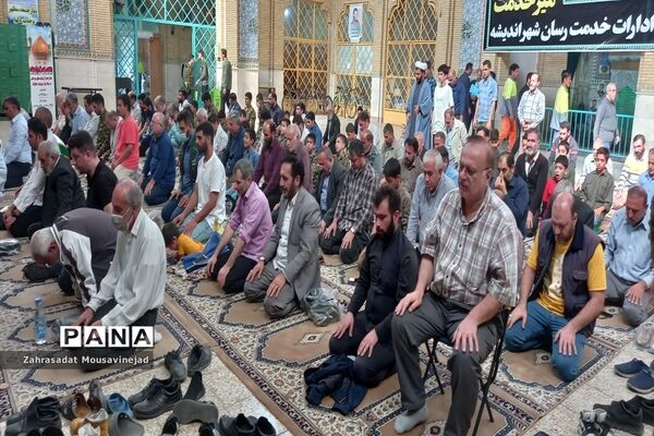 میز خدمت در نماز جمعه شهر اندیشه