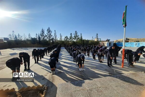 گرامیداشت هفته تربیت‌بدنی در دبیرستان متوسطه اول سمیه شهرستان خاتم