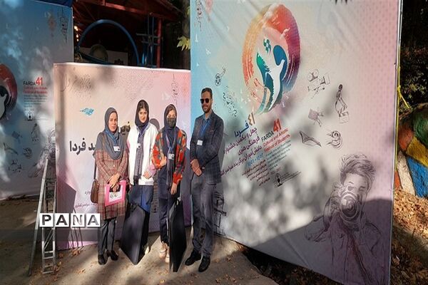 حضور دانش‌آموزان دختر منتخب خراسان شمالی در اختتامیه کشوری جشنواره فرهنگی هنری امید فردا