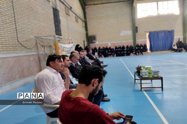المپیاد ورزشی دبیرستان تیزهوشان شهیده حسنی سعدی قم