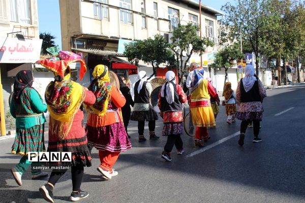 همایش  پیاده‌روی خانوادگی در ساری