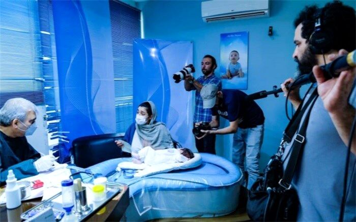 اکران آنلاین «روایت فرهت» آغاز شد