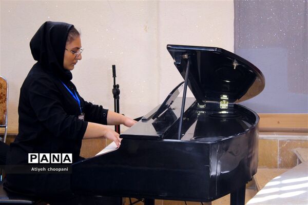 چهل و یکمین جشنواره فرهنگی هنری «امید فردا»