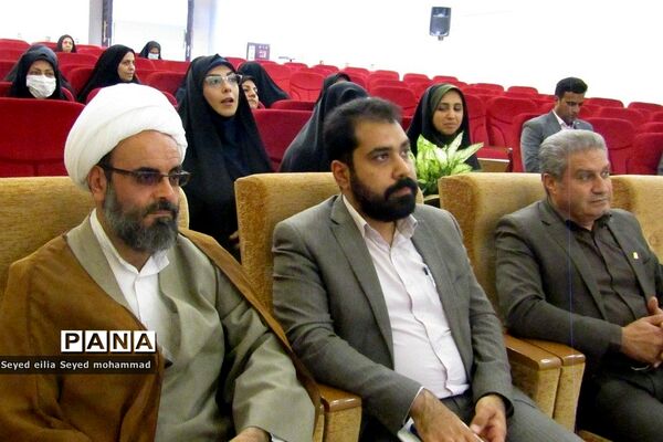 دیدار مدیران و معاونان پرورشی با امام‌جمعه قیامدشت
