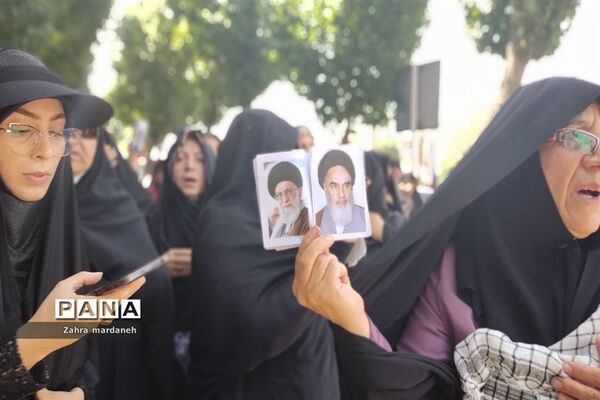 راهپیمایی مردم قرچک به‌مناسبت سالروز قیام خونین ۱۵ خرداد
