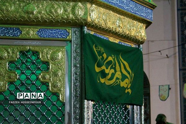 محفل شعر آیینی امام رضایی در امامزاده حضرتین