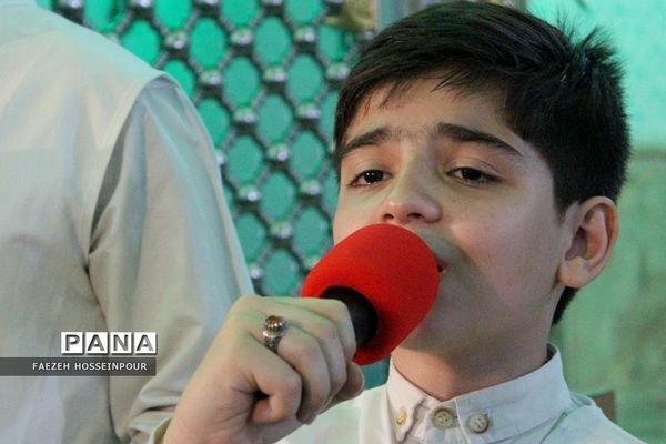 محفل شعر آیینی امام رضایی در امامزاده حضرتین