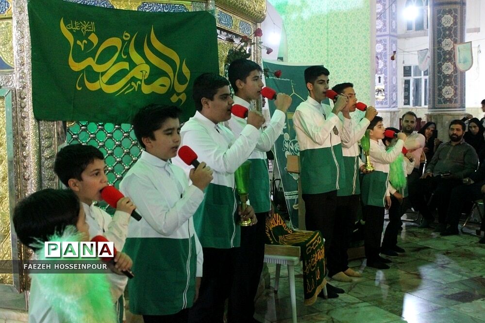 محفل شعر آیینی امام رضایی در امامزاده حضرتین