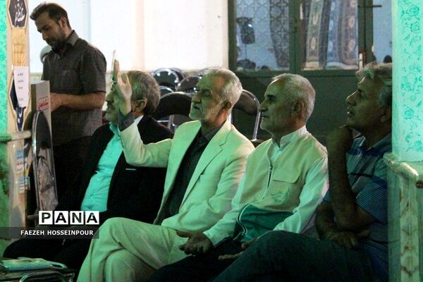 محفل شعر آیینی امام رضایی در امامزاده حضرتین