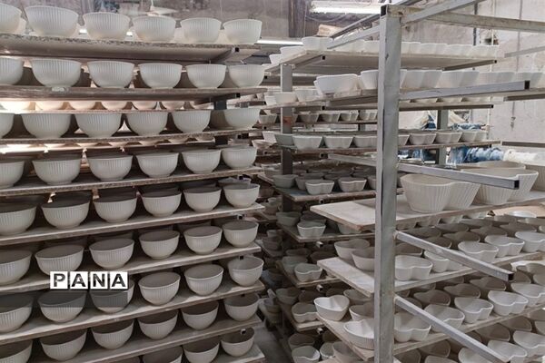 بازدید اعضای بسیج شهید مفتح از کارخانه شهرستان قرچک