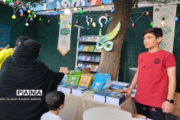 جشن باشکوه خانوادگی در جوار آقا علی ‌بن موسی الرضا (ع) با حضور پرشور مردم در مشهد مقدس