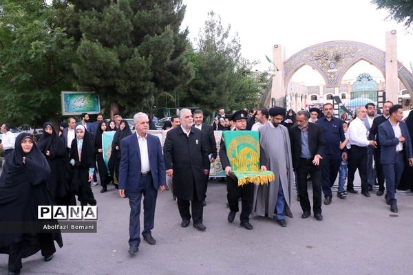 همایش «عهد میثاق با ولایت» خادمیاران رضوی عرصه تعلیم و تربیت در قم