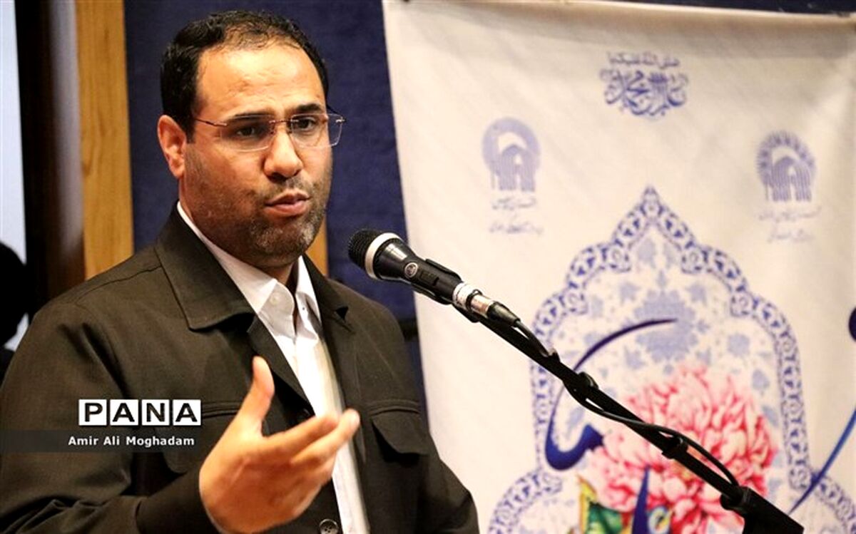 وزیر آموزش و پرورش بمناسبت ولادت امام رضا (ع) وارد مشهد شد