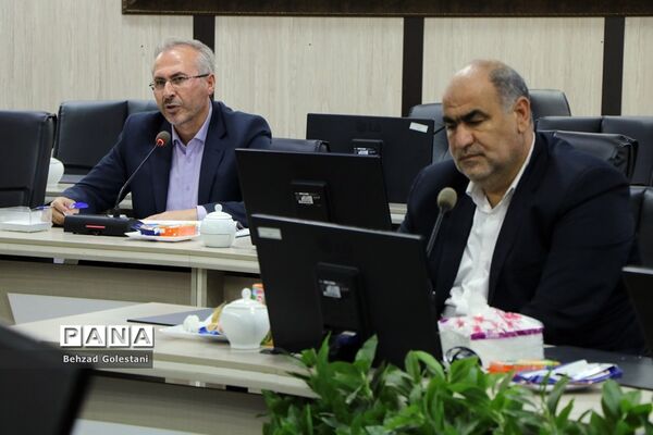 جلسه قرارگاه جهادی عدالت تربیتی و نصیب برابر آموزشی ‌در آذربایجان غربی