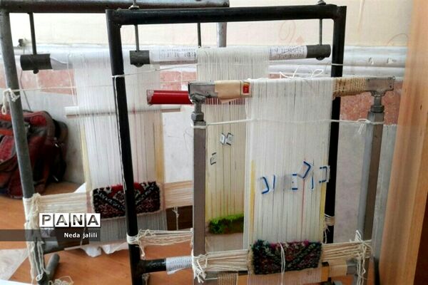 برگزاری کلاس های قالیبافی در کانون ملائک شهرستان قرچک  لید