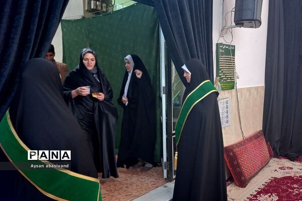 برگزاری جشن ولادت امام رضا(ع) در شهرستان‌قرچک