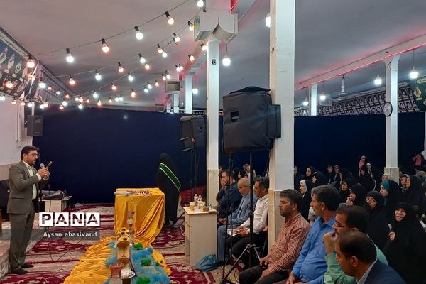 برگزاری جشن ولادت امام رضا(ع) در شهرستان‌قرچک