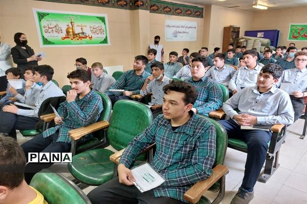 جشن میلاد امام هشتم در مدرسه امام رضا (ع)