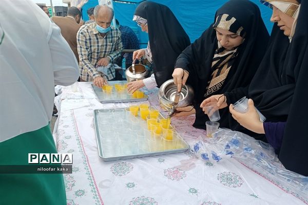 کاروان شادی به‌مناسبت ولادت امام رضا(ع) در قائمشهر